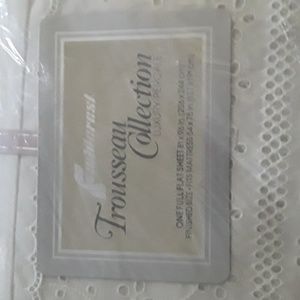 One full size flat sheet (new )